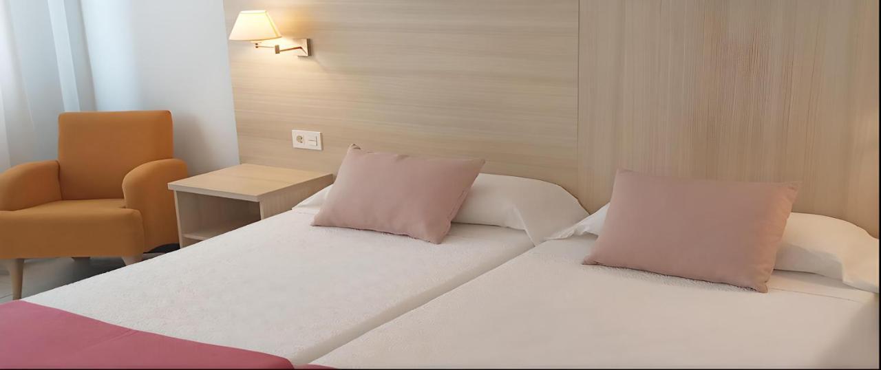 Hotel San Millan Santander Bagian luar foto