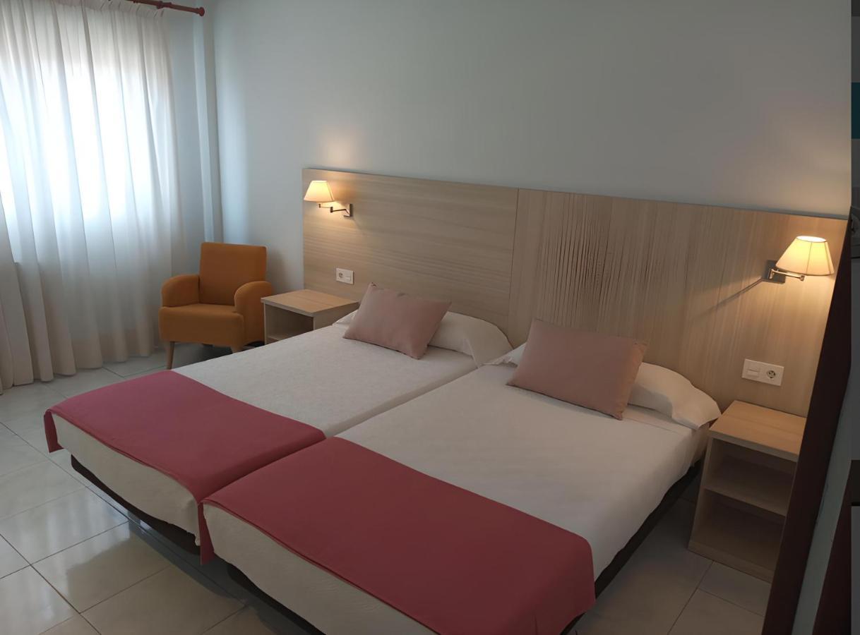 Hotel San Millan Santander Bagian luar foto