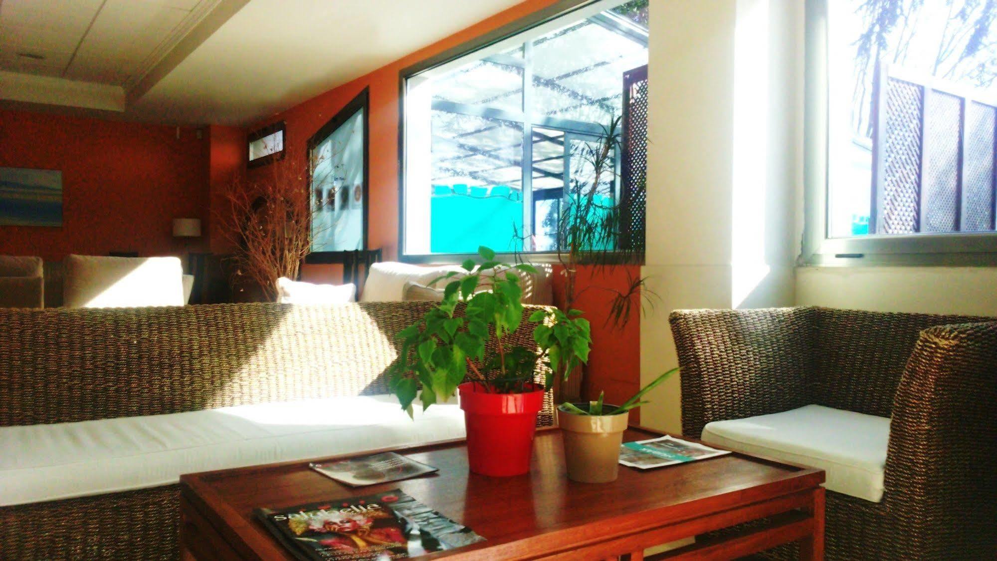 Hotel San Millan Santander Bagian luar foto