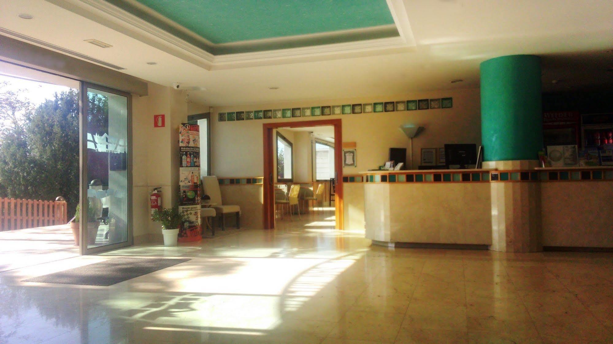 Hotel San Millan Santander Bagian luar foto